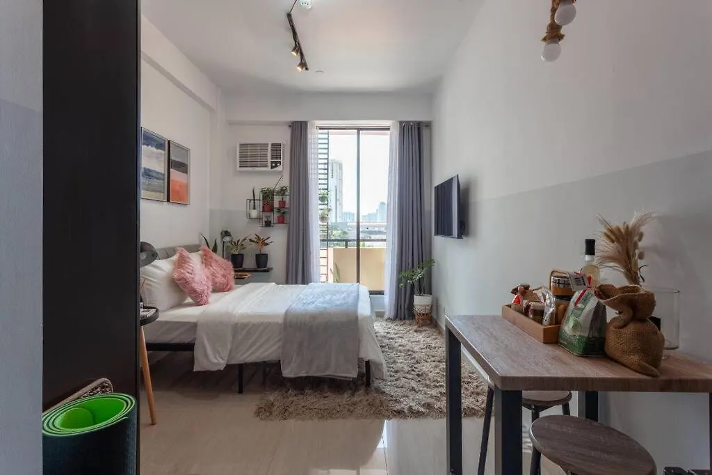Apartment Nature Inspired Studio Suite Near Edsa Greenfield Manila Philippines