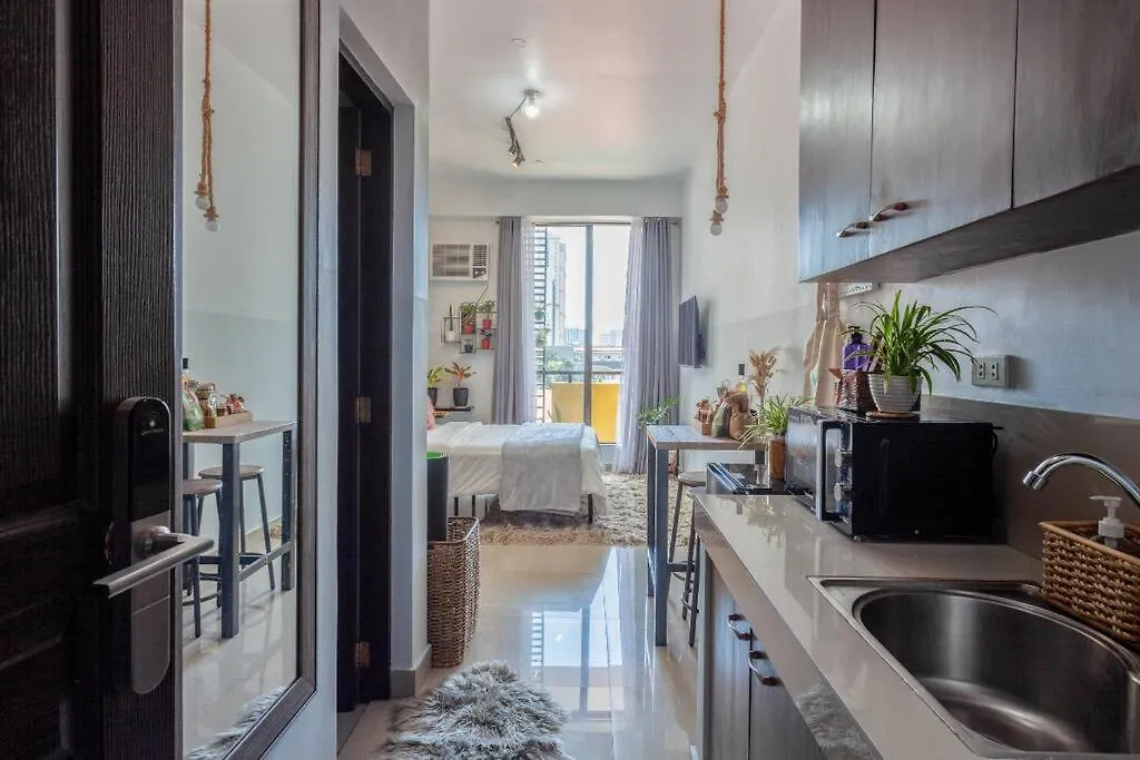 Nature Inspired Studio Suite Near Edsa Greenfield Manila