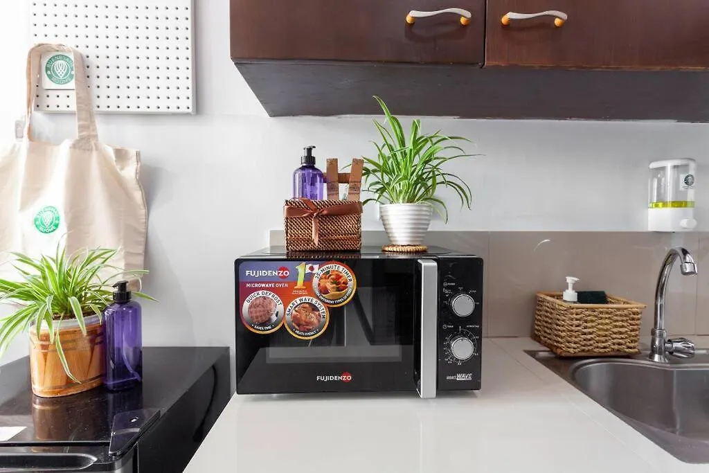 Nature Inspired Studio Suite Near Edsa Greenfield 마닐라 아파트